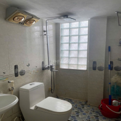Cho thuê căn hộ Đê La Thành, DT 35m2, thoáng sáng, sạch sẽ, giá tốt