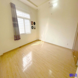 GIẢM 500K THÁNG ĐẦU- PHÒNG SIÊU THOÁNG NGAY EMART PHI