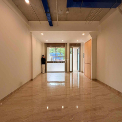 CHO THUÊ MẶT BẰNG GỒM 2 PHẦN TRUNG TÂM QUẬN 7