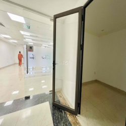 LÁNG HẠ - ĐỐNG ĐA CHO THUÊ VĂN PHÒNG 110M GIÁ CỰC RẺ CHỈ 18TR ĐẸP KENG