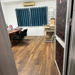 Cho thuê văn phòng mặt tiền Nguyễn Văn Thủ, Quận 1 | giờ giấc tự do