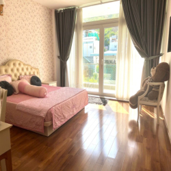 CITYHOME 👉 CHO THUÊ VILLA GẦN BIỂN VŨNG TÀU 3 PHÒNG NGỦ 4WC , MỚI ĐẸP