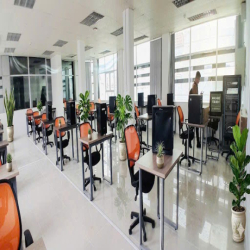 Cho thuê Tòa nhà văn phòng mặt tiền Đỗ Xuân Hợp gần CĐ Công Thương