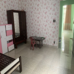 Nhà rộng thông thoáng