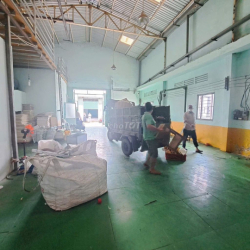 Kho Xưởng 10x20m (Văn Phòng + Lửng) Hẻm Tải 8Tấn. Hương Lộ 2 - Mã Lò