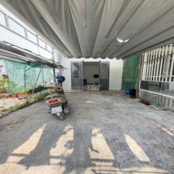 Nhà 4,5x20 có nội thất KdC Nông Thổ Sản