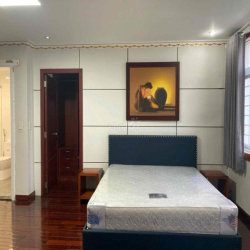 For rent/ cho thuê penthouse sky 2 Phú My Hưng Q7