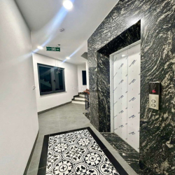 Thuê Văn Phòng 60m2 Đền Lừ - Hoàng Mai. Mặt tiền 15m, Ô tô đỗ FREE