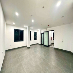 Thuê Văn Phòng 60m2 Đền Lừ - Hoàng Mai. Mặt tiền 15m, Ô tô đỗ FREE