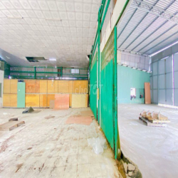 Cho thuê kho 800 m2  mặt tiền Nguyễn Văn Linh 35  triệu