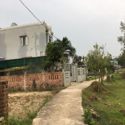 Cần cho thuê đất trống tại Lệ Sơn, Hòa Tiến, giá siêu rẻ.