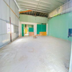 Cho thuê kho 800 m2  mặt tiền Nguyễn Văn Linh 35  triệu