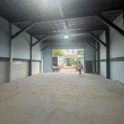 kho cho thuê an dương vương p16q8 DT 200m giá 22tr