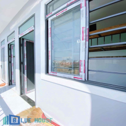 Cho thuê phòng ban công gác rẻ ngay gần Văn Hiến, tiện lên quận 10