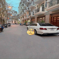 phòng 2tr2 khu biệt thự Nguyễn Huy Tưởng - Thanh Xuân