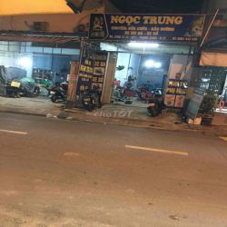 nhà mặt tiền 8tr