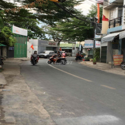 nhà mặt tiền 8tr