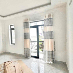 CHO THUÊ NHÀ NGUYÊN CĂN HÀ HUY GIÁP - GẦN NGÃ TƯ GA