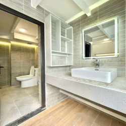 DUPLEX CỬA SỔ THOÁNG NGAY DƯƠNG QUÃNG HÀM SÁT CHỢ AN NHƠN
