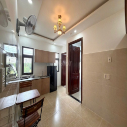 Cho thuê căn hộ 1PN rộng rãi thoáng mát và sạch sẽ mới full new 100%