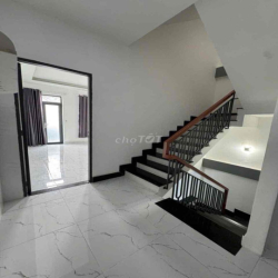 CHO THUÊ NHÀ ĐƯỜNG KÊNH TÂN HOÁ [5m x 15m] 3 LẦU - 5PN - 4WC
