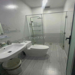 CHO THUÊ NHÀ ĐƯỜNG KÊNH TÂN HOÁ [5m x 15m] 3 LẦU - 5PN - 4WC