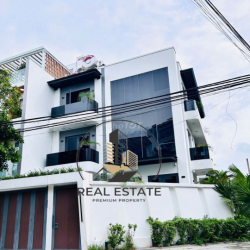 NHÀ GÓC 2 MẶT TIỀN GẦN KHU K300 DIỆN TÍCH: 10X18M TRỆT 2 LẦU CHO THUÊ