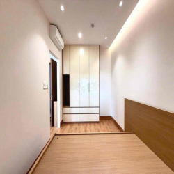Căn Hộ 1PN/1PK Ban công Rộng 40m2 ngay Ngã tư Bảy Hiền - BV Thống Nhất