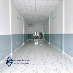 Nhà suốt 5.5x25 mặt tiền đường lớn có vỉa hè