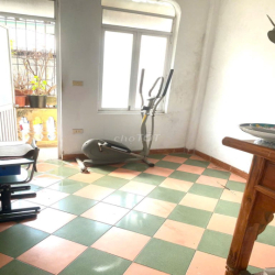 Cho thuê nhà 4 tầng, cách mặt phố Trương Định 50m, diện tích 33m2