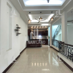 🔥 Cho Thuê căn villa sân vườn 10x12m 1 trệt 3 lầu-giá 50tr/tháng