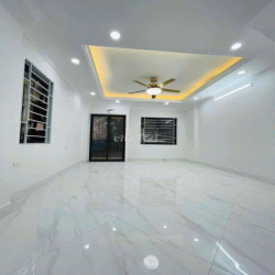 Cho thuê nhà riêng ngõ 521 Trương Định - 45m2 - 3 tầng - 3 ngủ