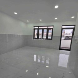 Nhà mới đẹp 💯 MTKD khu Tên Lửa 4.5x20,3.5 tấm