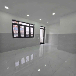 Nhà mới đẹp 💯 MTKD khu Tên Lửa 4.5x20,3.5 tấm