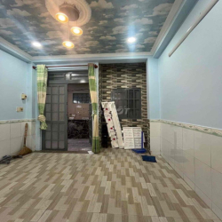 Pass hợp đồng thuê nhà nguyên căn 3PN, 3WC, quận 1